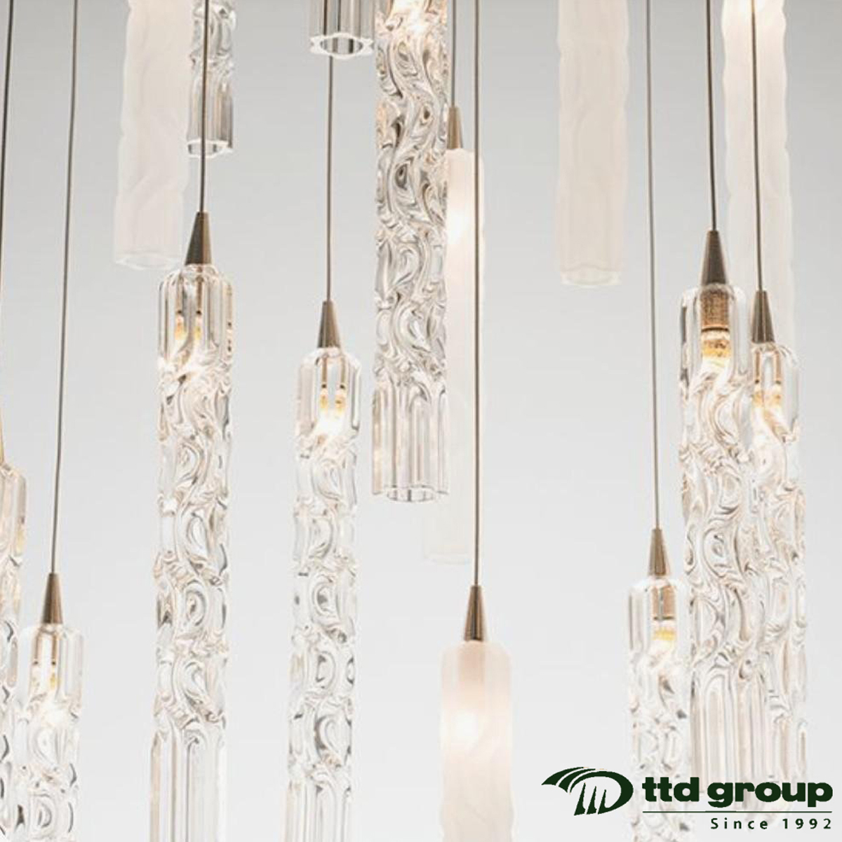 Đèn thả thông tầng SCHOLER CRYSTAL TUBES